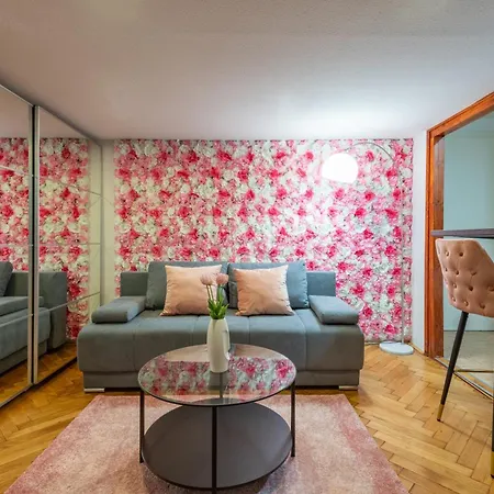 Rose Garden アパート ブダペスト